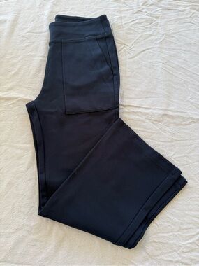 Cabi Cheeky Pant #6690 Classic Navy Blue Ponte Knit Pull On Cropped Trousers [S]